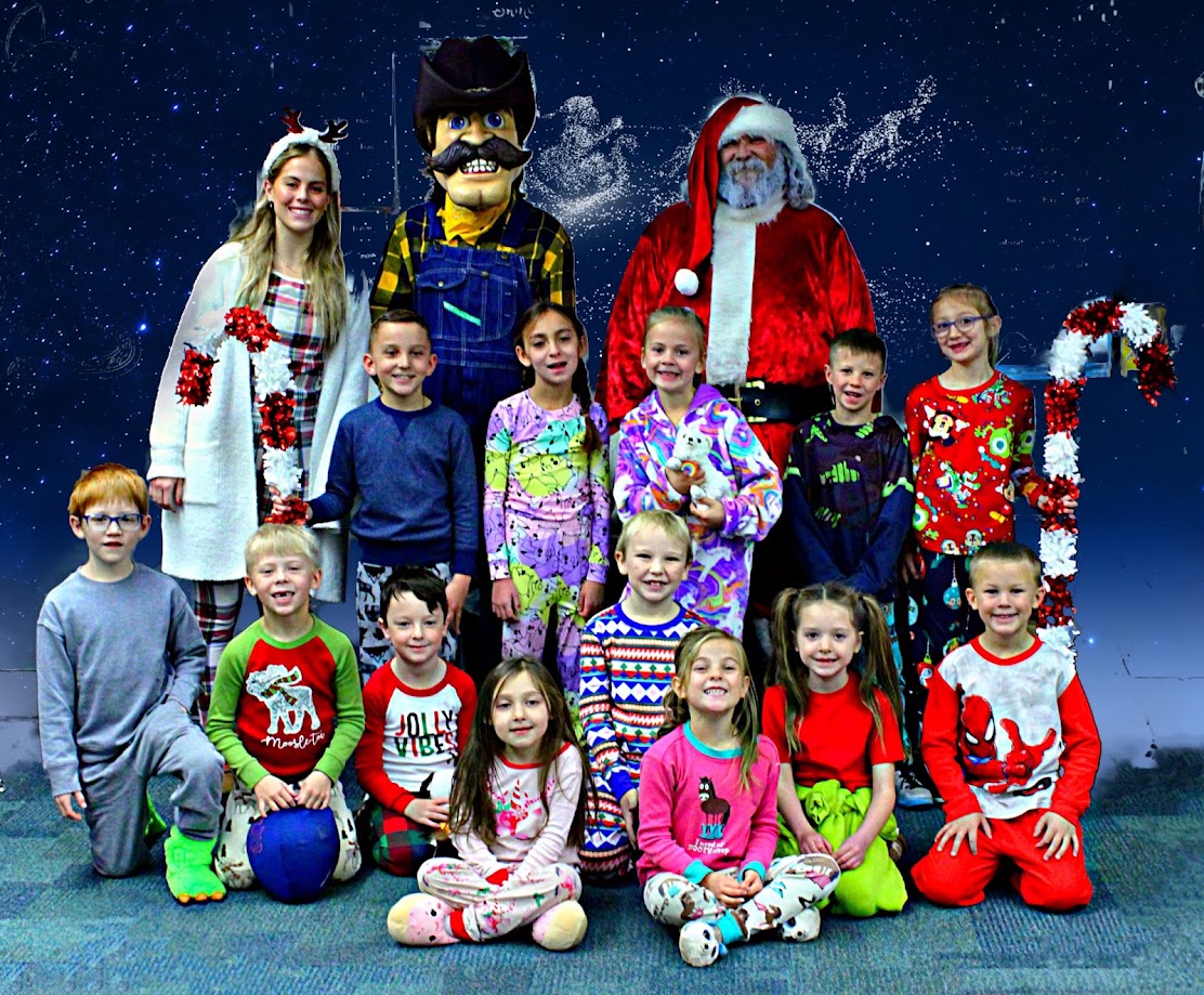 Santa Visits Sargent Elementary – Sargent School District